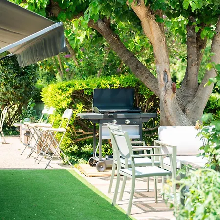 Maison Piscine Jacuzzi Proche Montpellier Et Plages לאט
