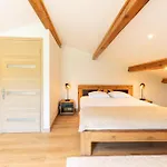 Maison Piscine Jacuzzi Proche Montpellier Et Plages Nyaraló *