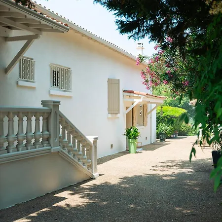 Maison Les 3 Saules Piscine Jacuzzi Proche Montpellier Et Plages